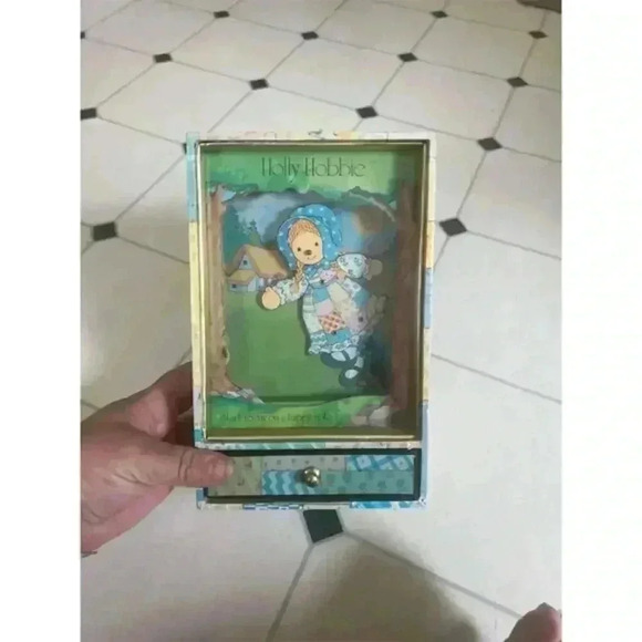 Holly Hobbie Other - 1970s Vintage Holly Hobbie Dancing Music Box Wind Up